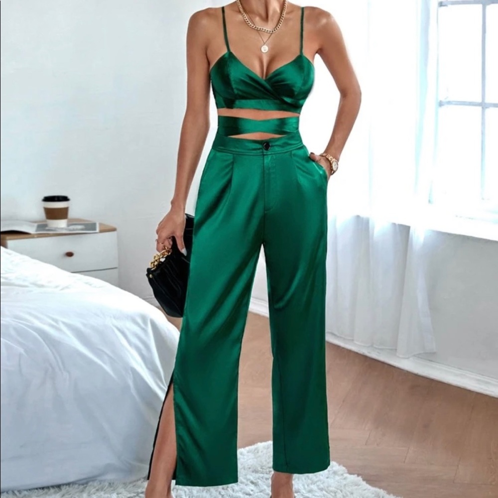 Pant and tie top set
